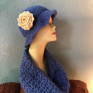 SOLD——Hand made flapper hat and cowl